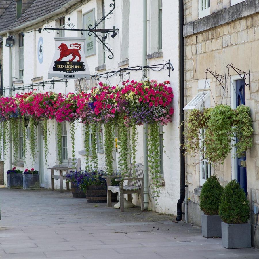 The Red Lion Hotel Cricklade Exterior photo